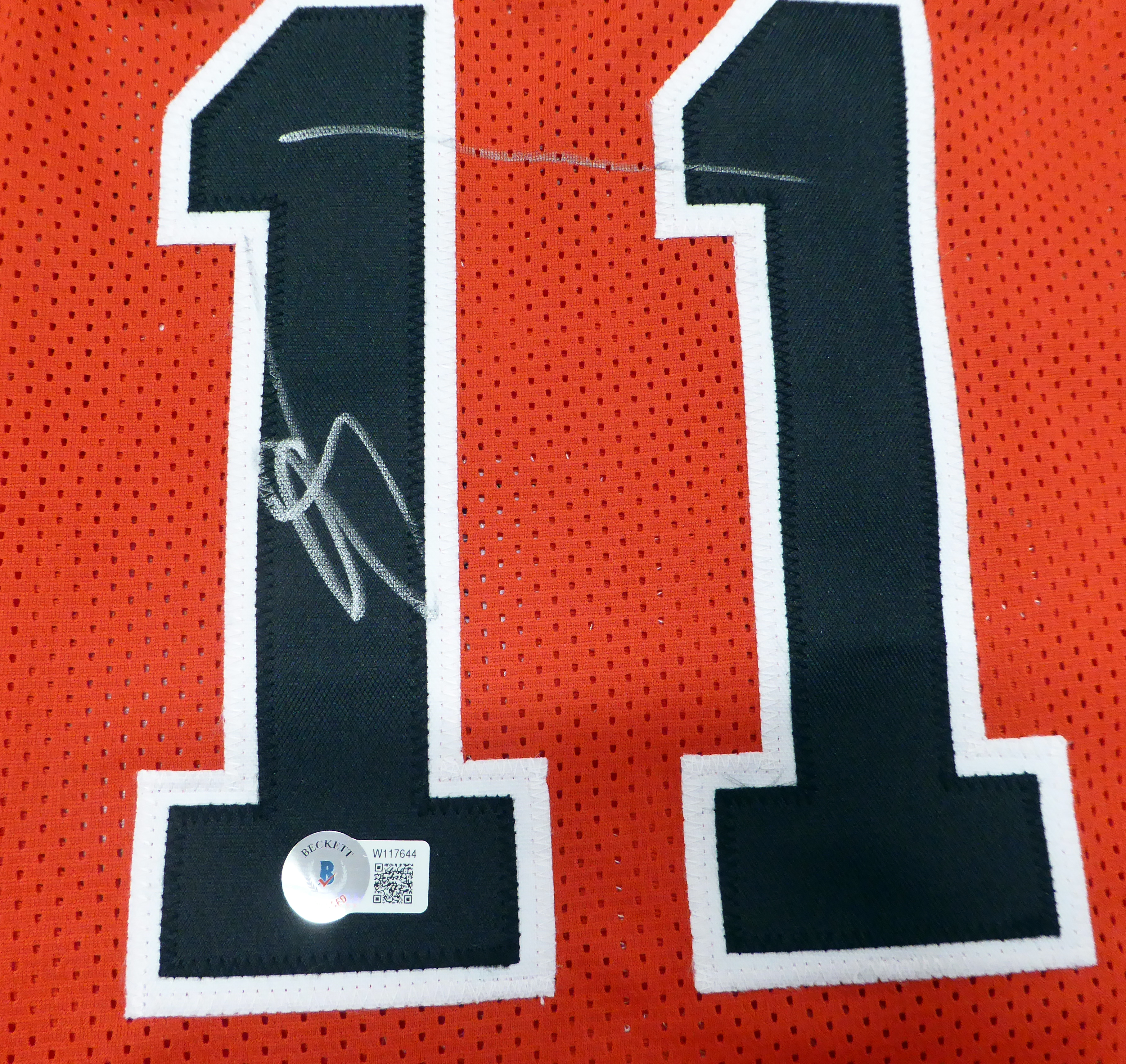 Chicago Bulls DeMar Derozan Autographed Red Jersey Beckett BAS QR
